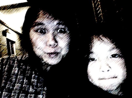 母女鬼臉 母女鬼臉